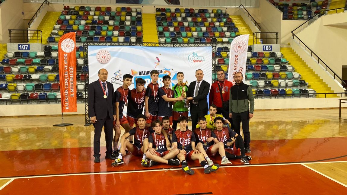 Lise Genç B Futsal Takımımız İl Birincisi